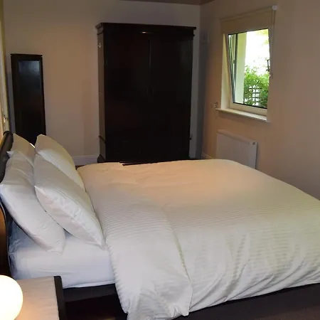 Beautiful 4 Bed-just Perfect! Casa vacanze Cork